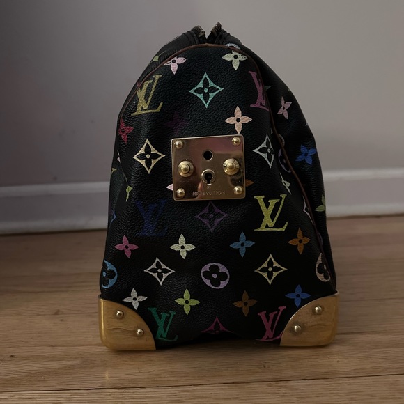 Louis Vuitton Black Speedy with Iconic Monogram and Gold Hardware - Picture 4 of 6